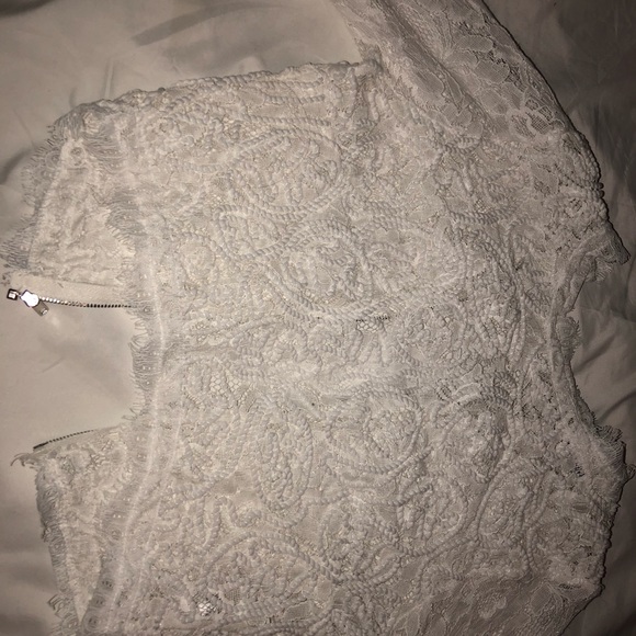 Nikki Lace Top - Edgy and Sophisticated - Picture 4 of 7